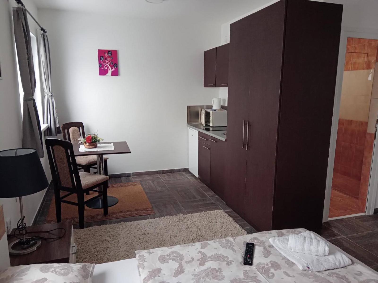 Vila Mozart - Apartments & Studios Kopaonik Buitenkant foto
