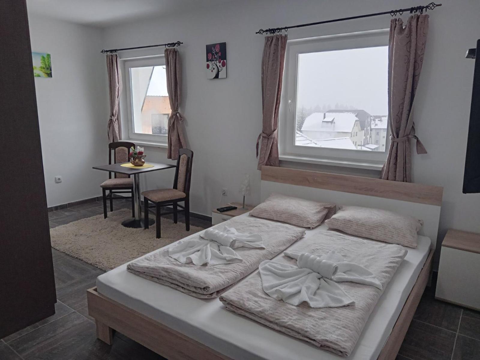 Vila Mozart - Apartments & Studios Kopaonik Buitenkant foto