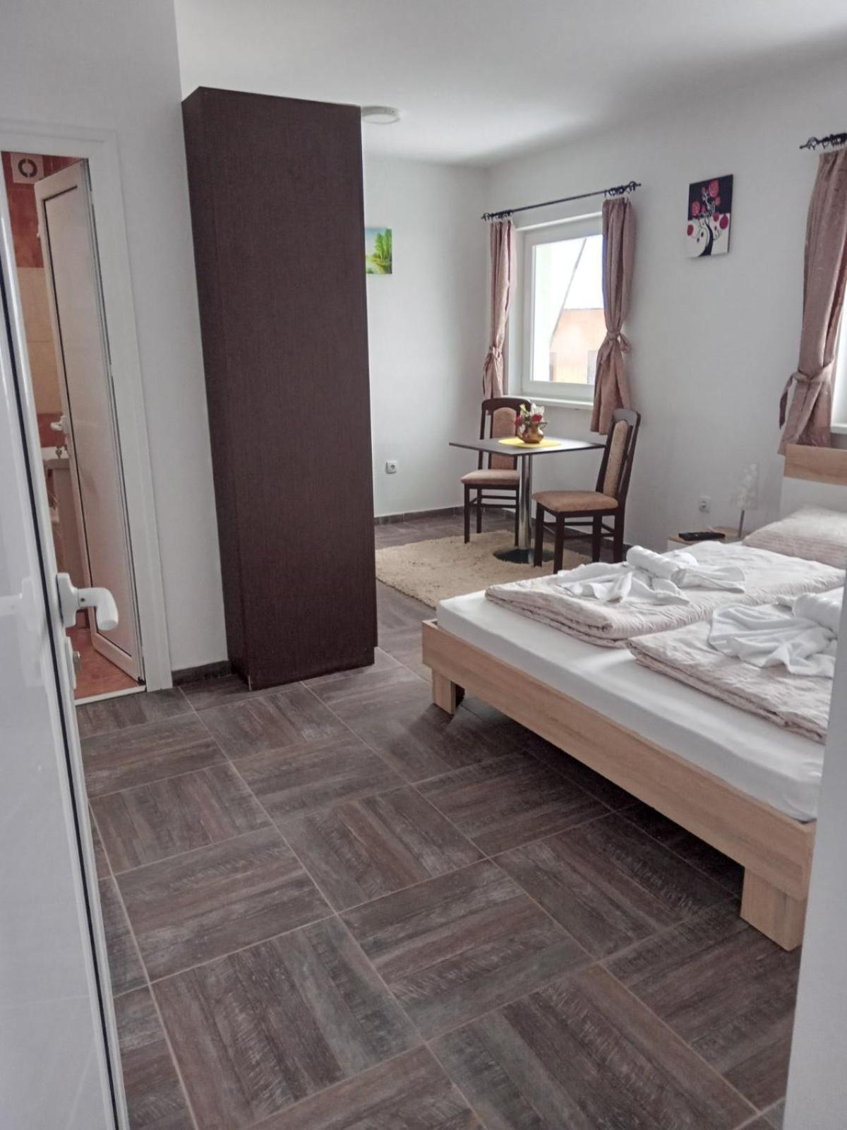 Vila Mozart - Apartments & Studios Kopaonik Buitenkant foto