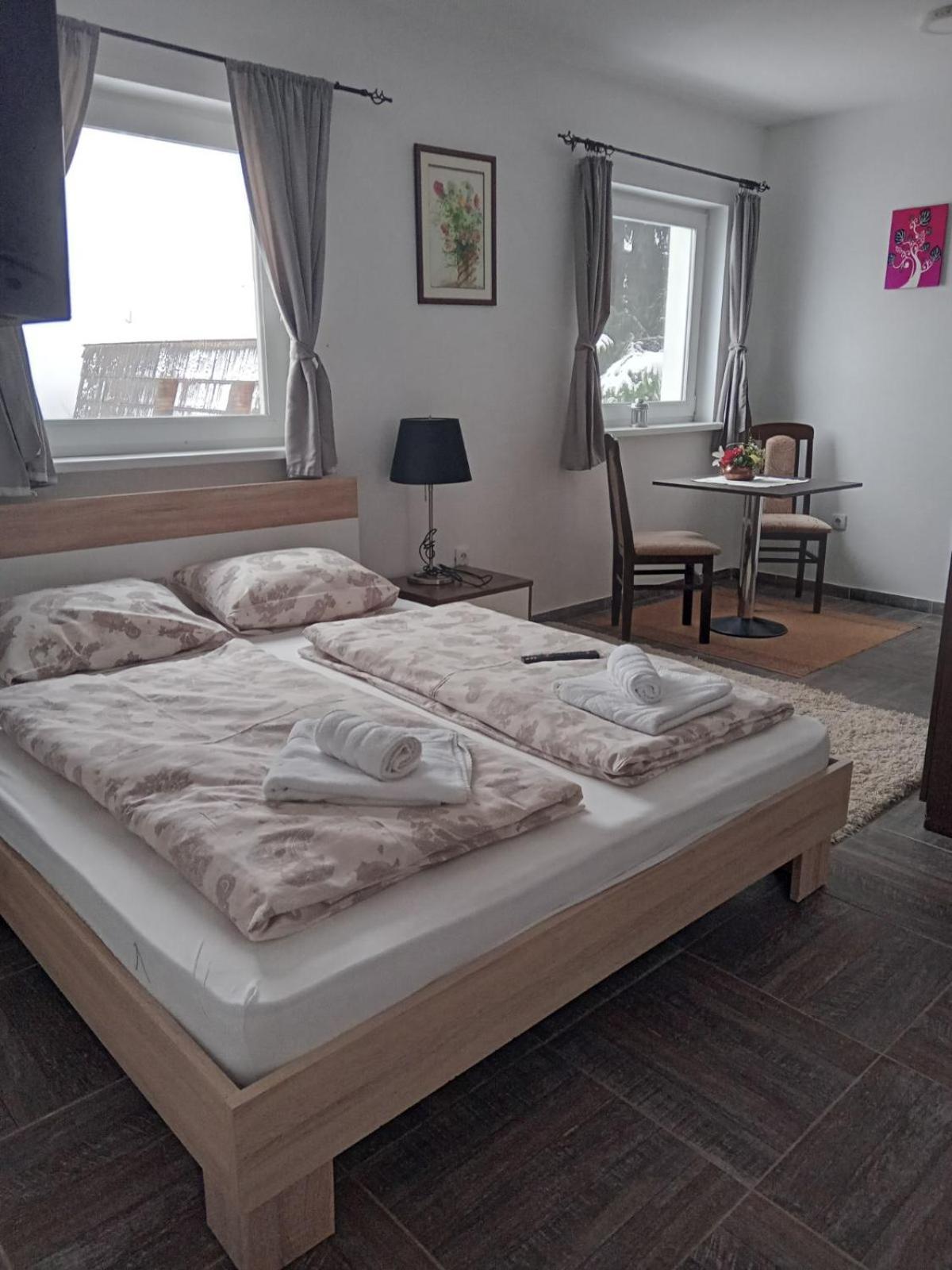 Vila Mozart - Apartments & Studios Kopaonik Buitenkant foto